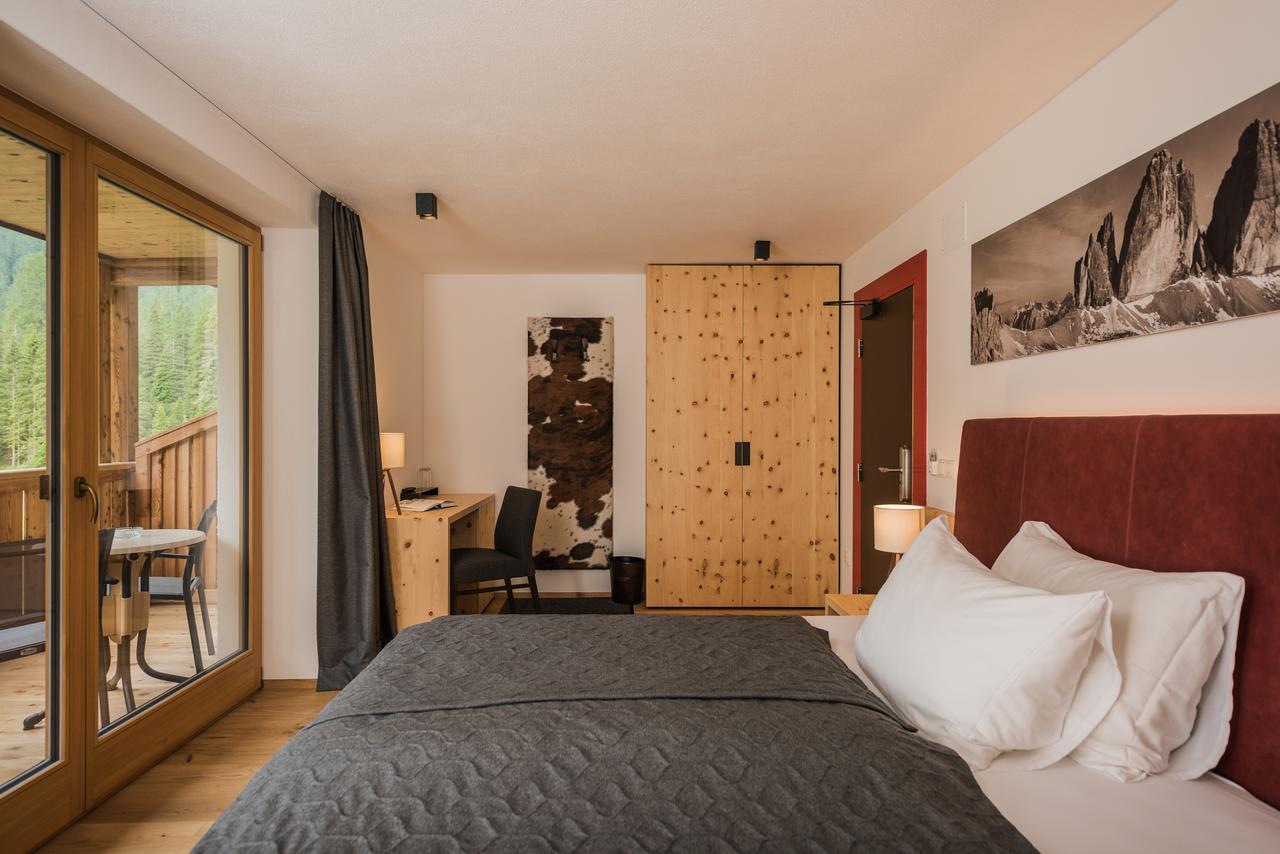 Hotel Dolomitenhof & Chalet Alte Post Sexten Exteriör bild